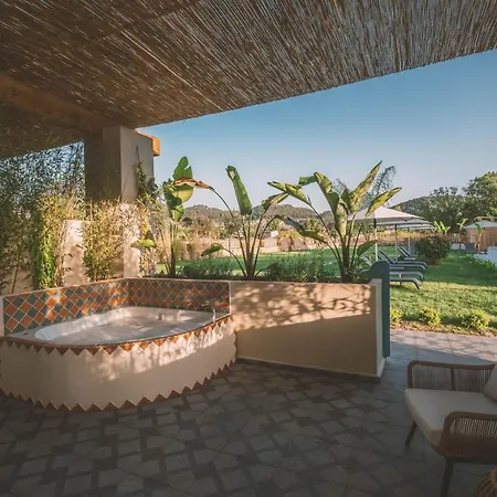 ホテル Turunc House *