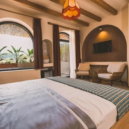 Turunç House Otel Kayaköy