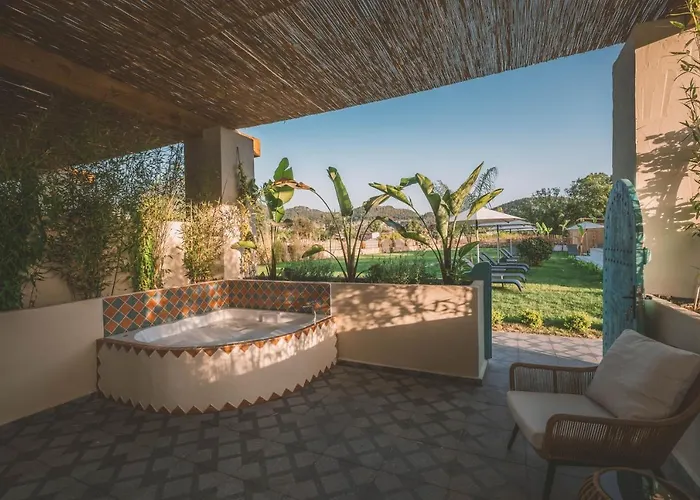 호텔 Turunc House *